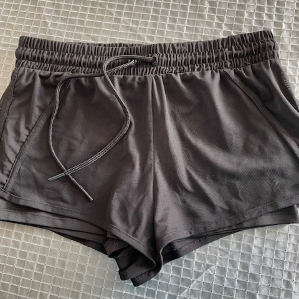 Forever 21 unisex black mesh shorts with leggings inside size S